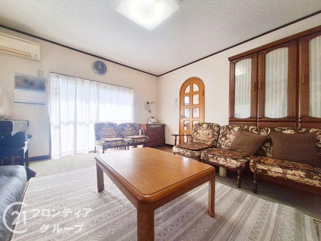 5SLDK Family House for Sale in Sakai Kita Ward, Osaka - Thumbnail 4