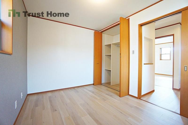 Renovated 4LDK House in Kobe Kita Ward with 2 Parking Spaces - Thumbnail 4