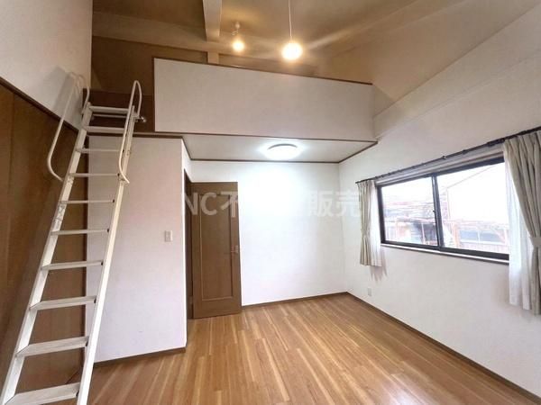 5LDK House for Sale in Ikuno Ward, Osaka - Thumbnail 4