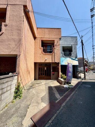 Terrace House for Sale in Neyagawa City, Osaka - 3SLDK, 87.7㎡ - Thumbnail 2