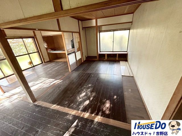 Large 297 Tsubo Plot with 6DK House in Kagoshima City - Thumbnail 2