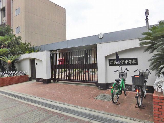 5LDK Family Home for Sale near Nagai Station, Osaka - Thumbnail 3