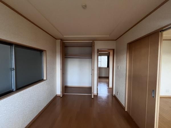 4LDK All-Electric RC House for Sale in Kadoma, Osaka - Thumbnail 2