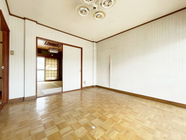 6LDK Steel-Frame House Near Fushimi Inari Station, Kyoto - Thumbnail 4