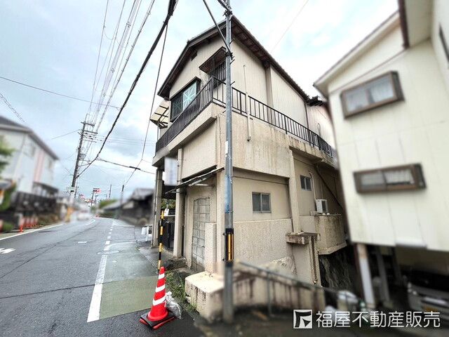 5DK Steel-Frame House with Garage/Warehouse in Izumi City, Osaka - Thumbnail 2