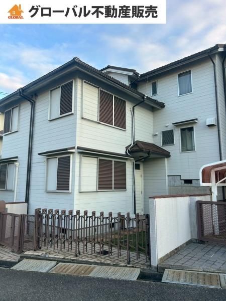 6K Detached House for Sale in Yokoo, Suma Ward, Kobe - Image 1