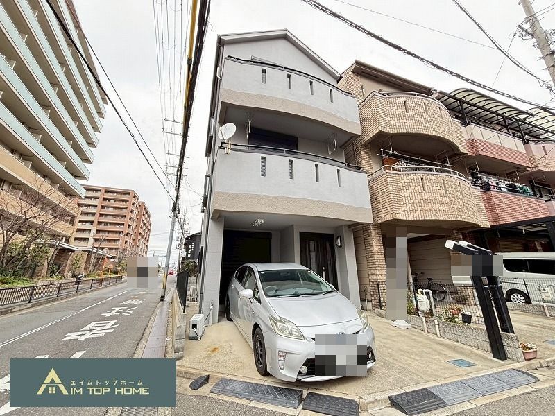 4LDK Detached House for Sale in Shijonawate, Osaka - Thumbnail 2