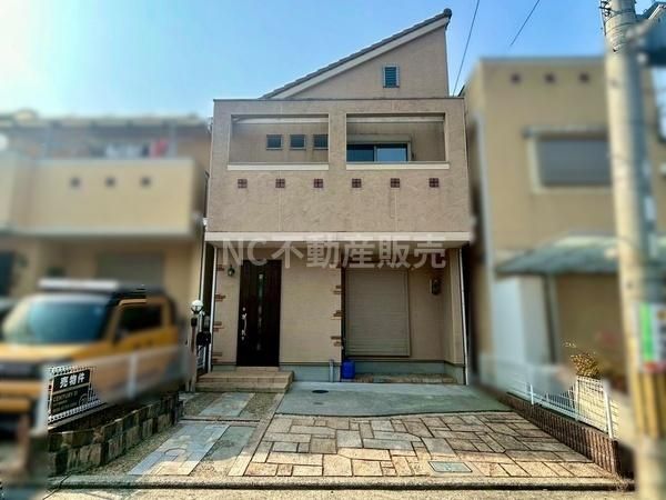 3LDK House for Sale in Yao, Osaka - 85.05 sqm - Thumbnail 2