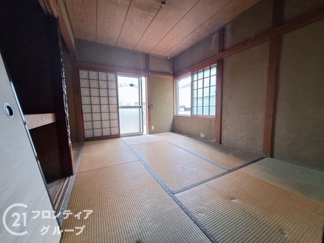 Renovated 4DK House in Kobe Nishi Ward with Parking - Thumbnail 4