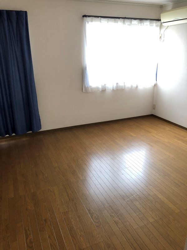 4LDK Detached House for Sale in Tsu, Mie - 800万円 - Thumbnail 2