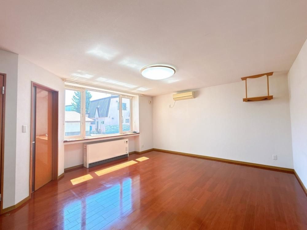 Renovated 4LDK House for Sale in Makubetsu, Hokkaido - Thumbnail 4