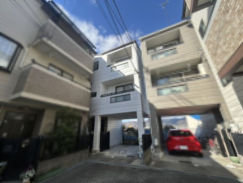 5LDK Steel Frame House for Sale in Minoh, Osaka with Panoramic Views - Thumbnail 2