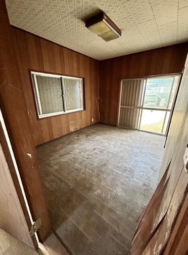 Seaside Hideaway with Ocean Views in Misaki Town, Osaka - Thumbnail 2