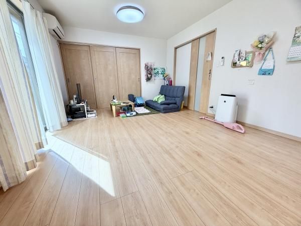 Modern 4LDK House for Sale in Sakurai, Nara - 98.94 sqm - Thumbnail 4