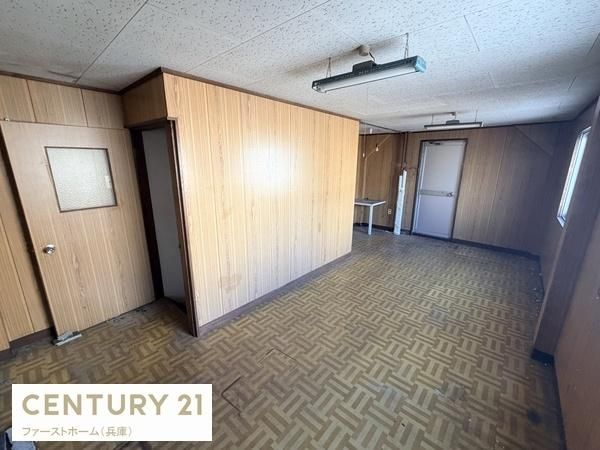 7DK Steel-Framed House in Himeji City, Hyogo – 157.33 sqm - Thumbnail 3