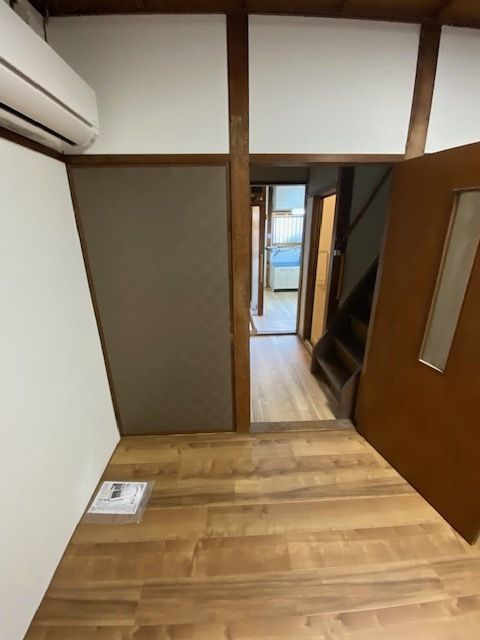 Renovated 3DK House for Sale in Moriguchi, Osaka - 48.4 sqm - Thumbnail 2