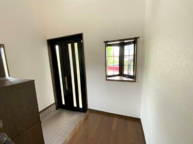 4LDK South-Facing House for Sale in Yokkaichi, Mie - Thumbnail 3