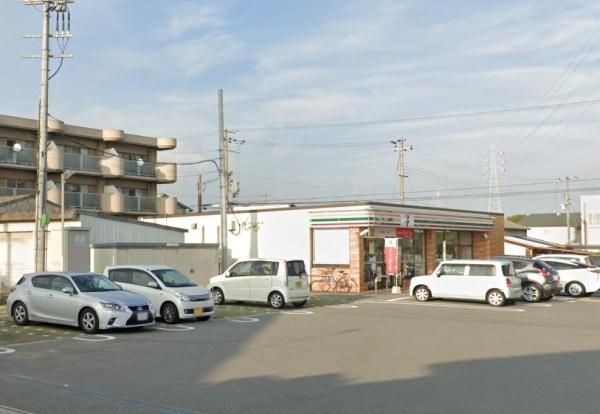 4DK House for Sale in Himeji with 53.5 Tsubo Land - Thumbnail 2