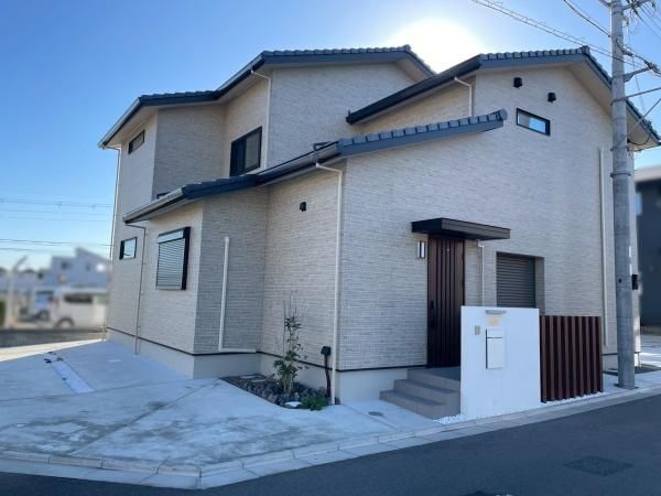 2024-Built 6LDK House with Parking in Wakayama City - Thumbnail 2