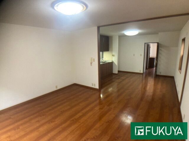 Renovated 3LDK House for Sale in Himeji, Hyogo - Thumbnail 3