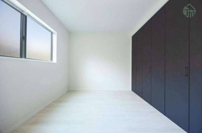 Renovated 2020 3LDK House with Study & Garden in Kobe Tarumi - Thumbnail 3