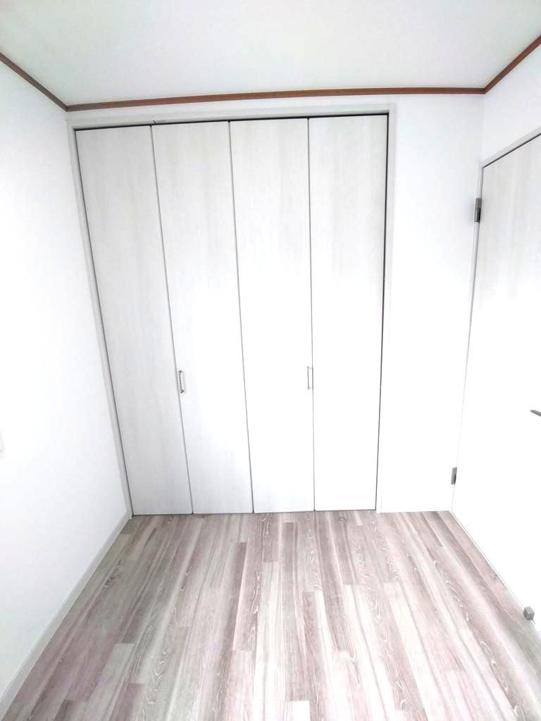 Renovated 4LDK House for Sale Near Kame Station, Osaka - Thumbnail 2