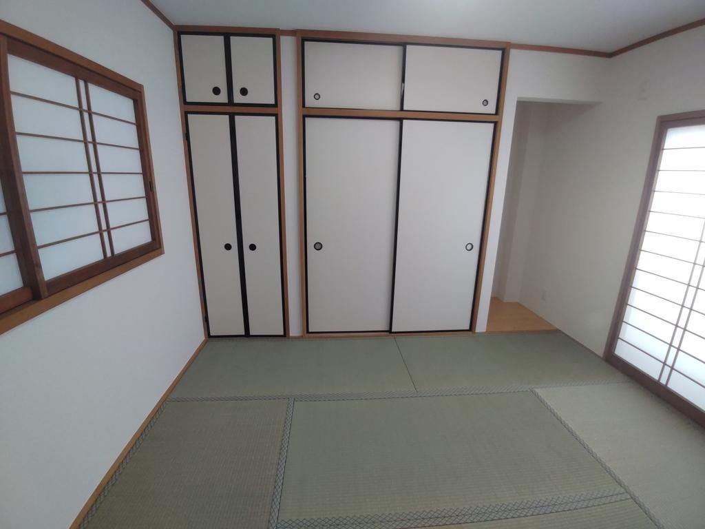 Renovated 4LDK House for Sale Near Kame Station, Osaka - Thumbnail 3