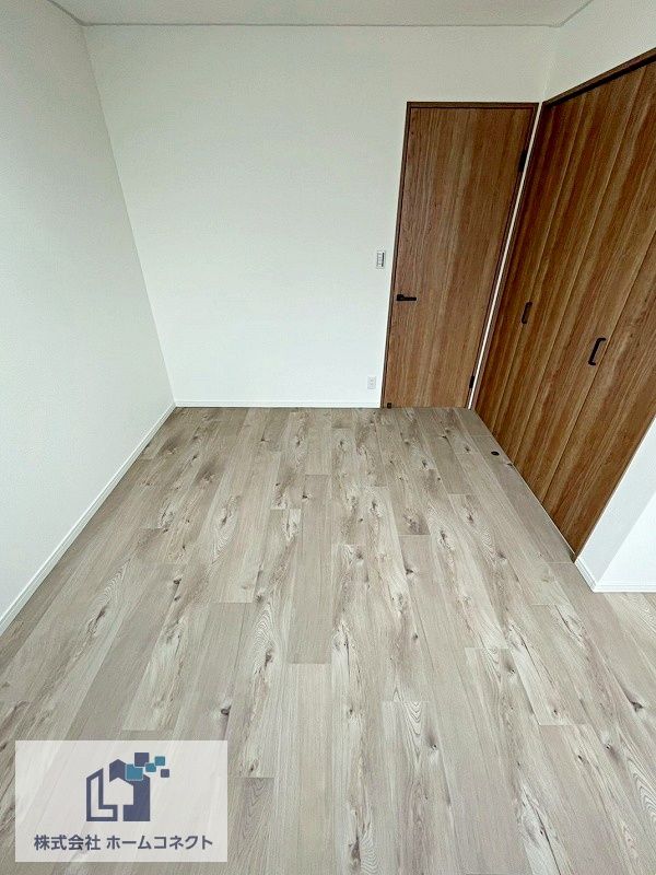 3LDK House for Sale in Moriguchi City, Osaka - 92.72 sqm - Thumbnail 2