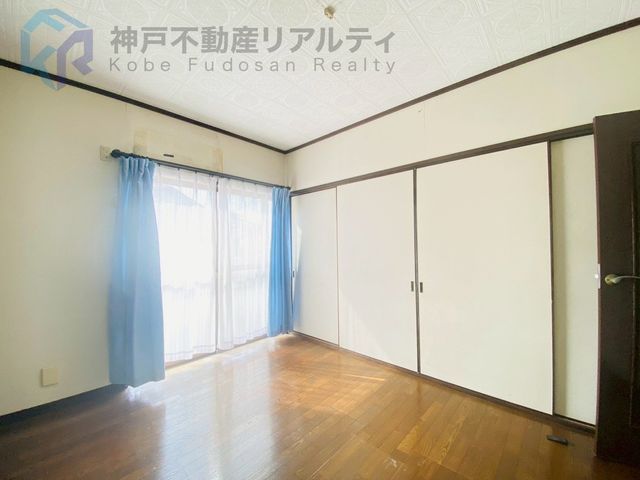 4LDK Detached House for Sale in Momoyamadai, Kobe - Thumbnail 4