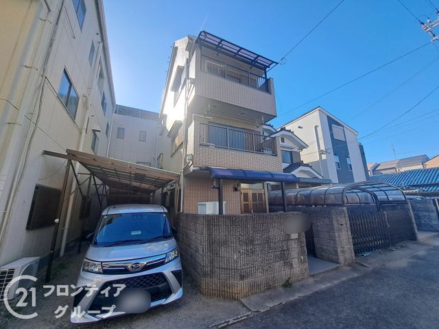 4LDK Detached House for Sale in Higashiosaka, Osaka - Thumbnail 2