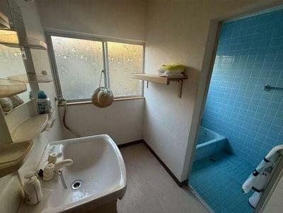 Used Detached House for Sale in Oita City - 6DK, 63.78 sqm — Bathroom, Oita, Oita