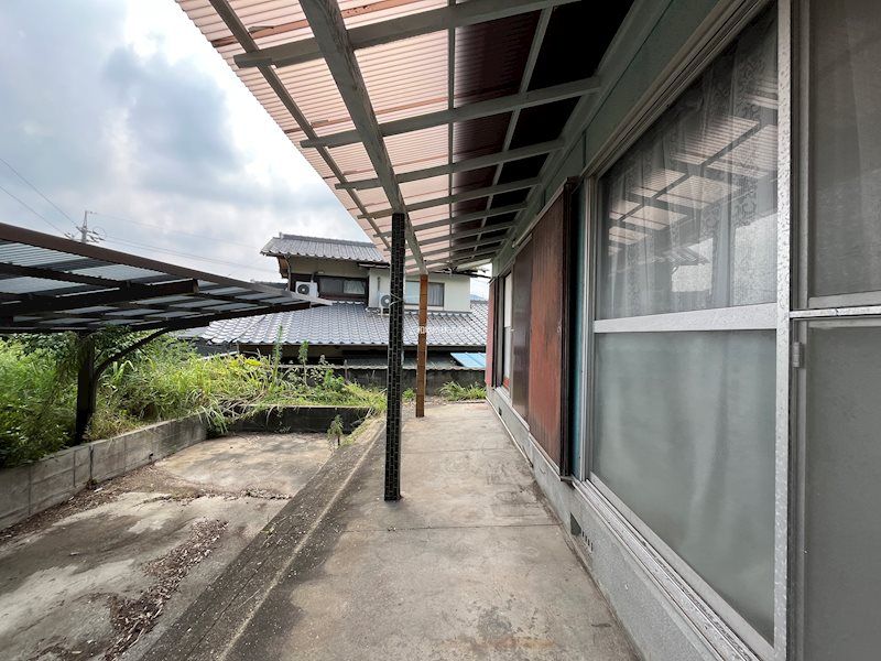 Spacious 4DK Single-Story House for Sale in Shimonoseki, Yamaguchi - Thumbnail 4