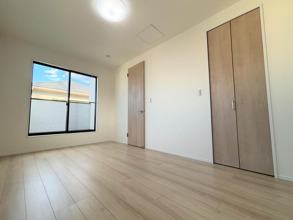 4LDK All-Electric Home in Kitatomigaoka, Nara City - Thumbnail 4