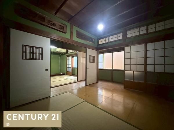3LDK Detached House for Sale in Wakayama City, Wakayama - Thumbnail 3