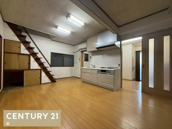 3LDK Detached House for Sale in Wakayama City, Wakayama - Thumbnail 4