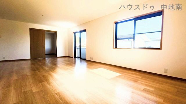 5SLDK House for Sale in Shosha, Himeji, Hyogo - Thumbnail 4
