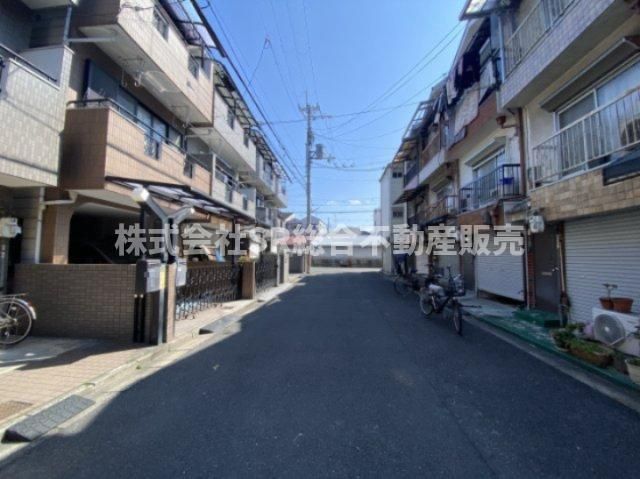 Renovated 3LDK Terrace House in Higashiosaka, Osaka - Thumbnail 3