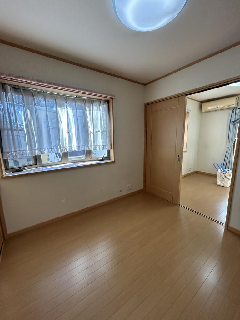 4LDK Detached House in Takatsuki, Osaka - 88.3m2 - Thumbnail 3