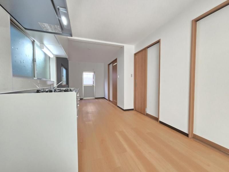 Renovated 3LDK House for Sale in Higashi-Osaka, Osaka - Thumbnail 4
