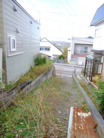 4LDK House with Sea View in Quiet Otaru Residential Area - Thumbnail 4