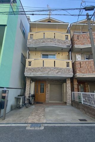 5LDK Detached House for Sale in Nishiyodogawa, Osaka - Thumbnail 2