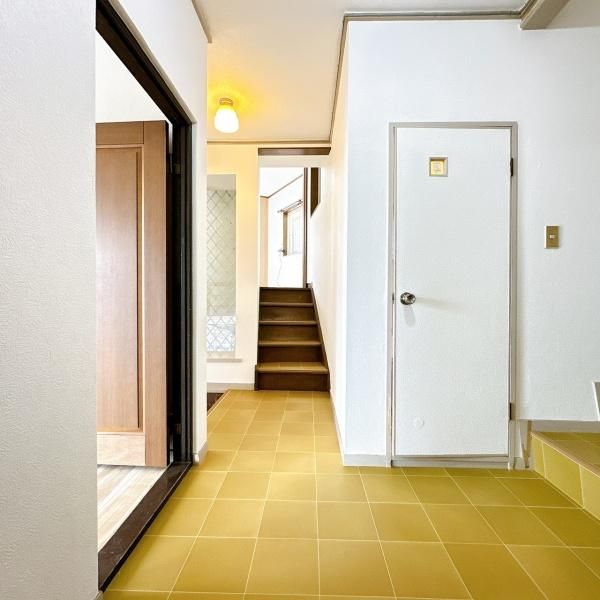 5LDK Detached House for Sale in Habikino, Osaka - Thumbnail 4