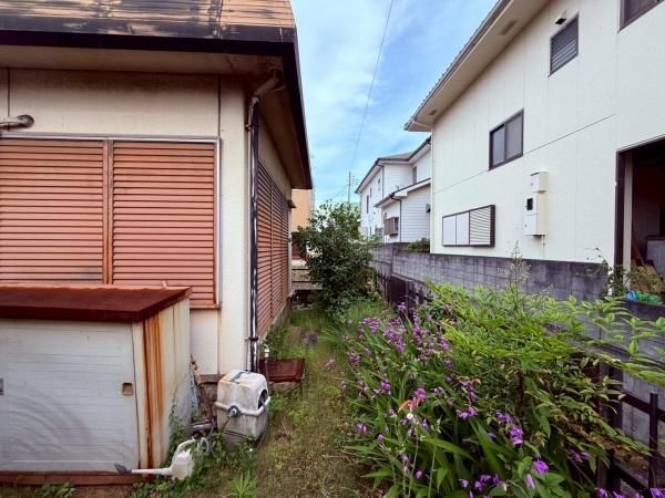 4LDK Detached House for Sale in Wakayama City - Thumbnail 2
