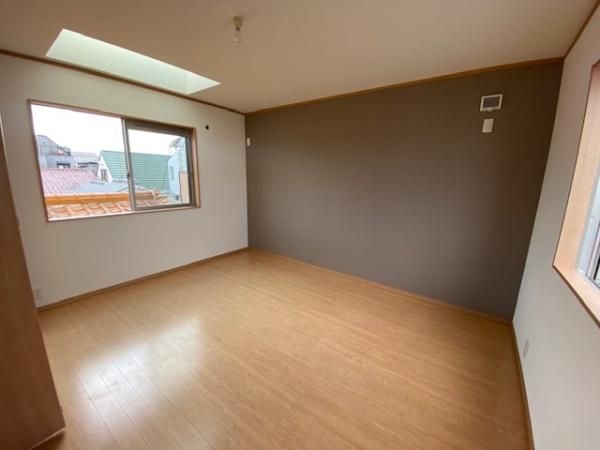 Renovated 3LDK House Near Neyagawa-shi Station, Osaka - Thumbnail 3