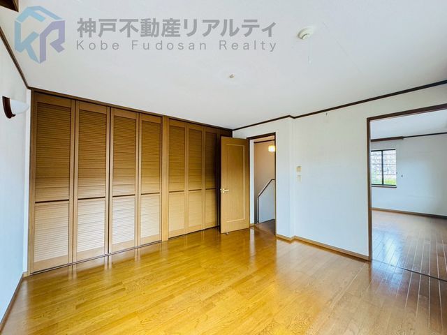 3LDK Lightweight Steel House for Sale in Kobe's Nishi Ward - Thumbnail 3