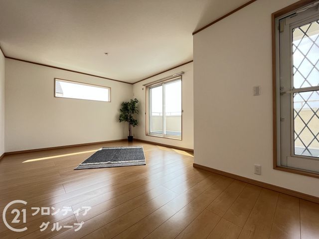 Modern 4LDK House for Sale in Nishinomiya, Hyogo - Thumbnail 3