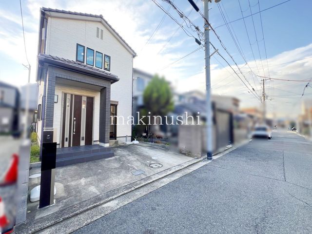 Renovated 3LDK House in Sakai, Osaka - Move-in Ready - Thumbnail 2
