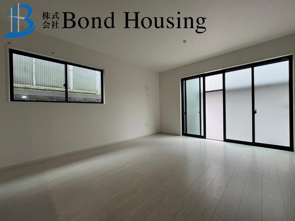 Modern 4LDK House for Sale in Kobe's Tarumi Ward, Near Maiko Station - Thumbnail 4