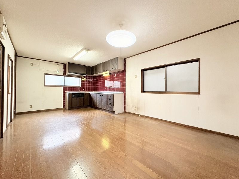 5LDK Steel-Framed House for Sale in Higashiosaka, Osaka - Thumbnail 4