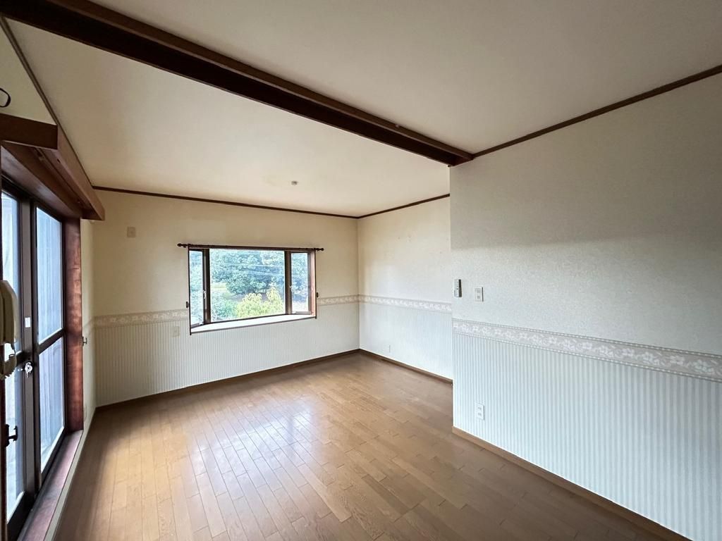 6SLDK Family House for Sale in Sakai, Osaka - 140.56 m² - Thumbnail 2
